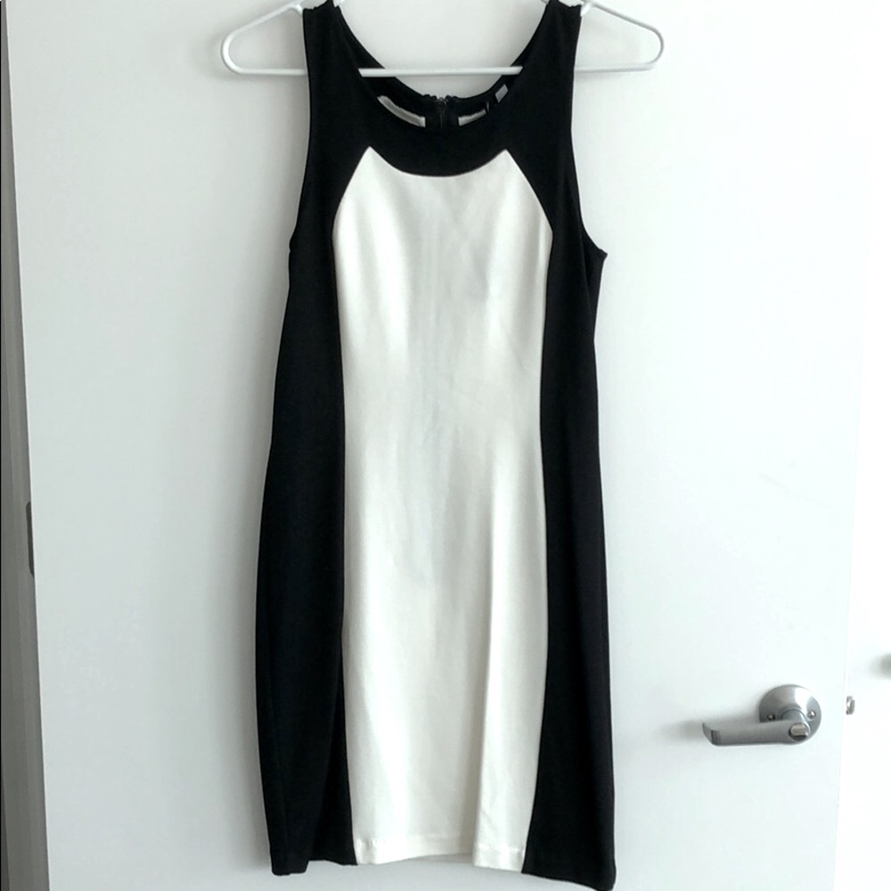 New with Tags! Kensie Black and White Sleeveless Dress